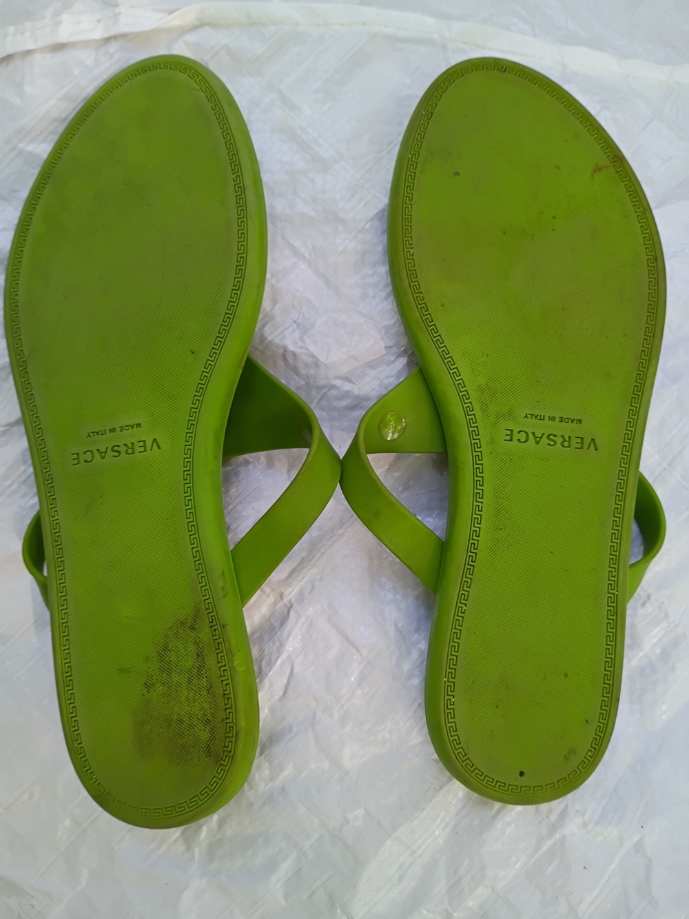 Versace Green Medusa Logo Thong Sandals - Picture 5 of 8